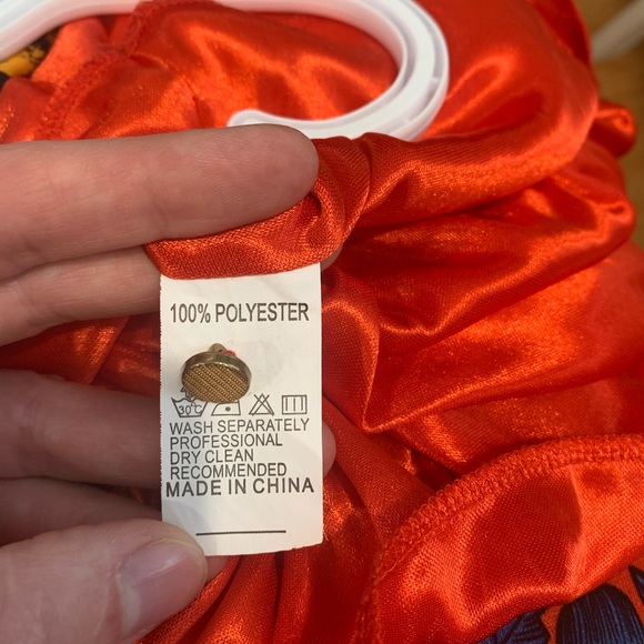 Hide & Seek dress, size L/XL, fits more like a large but is very forgiving. - Picture 6 of 6